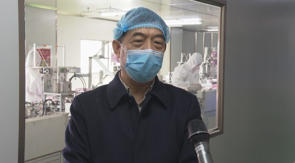 鄭州市醫用口罩日產能達230萬只。疫情就是命令，防控就是責任。